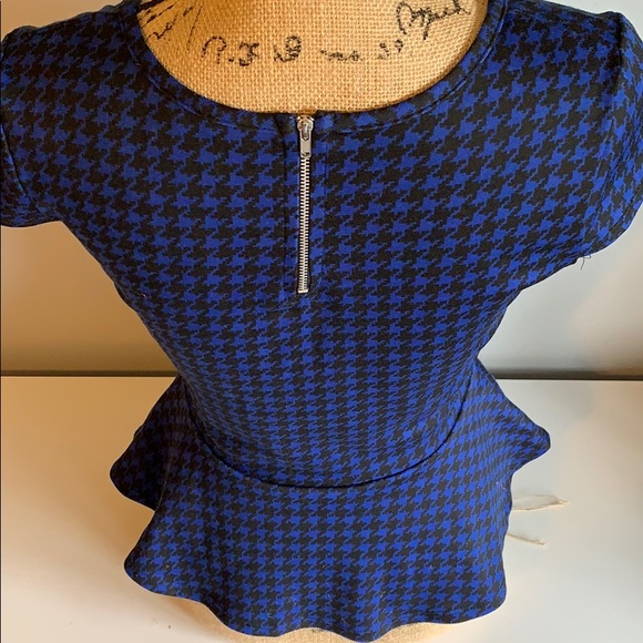 Peplum too - Picture 3 of 3